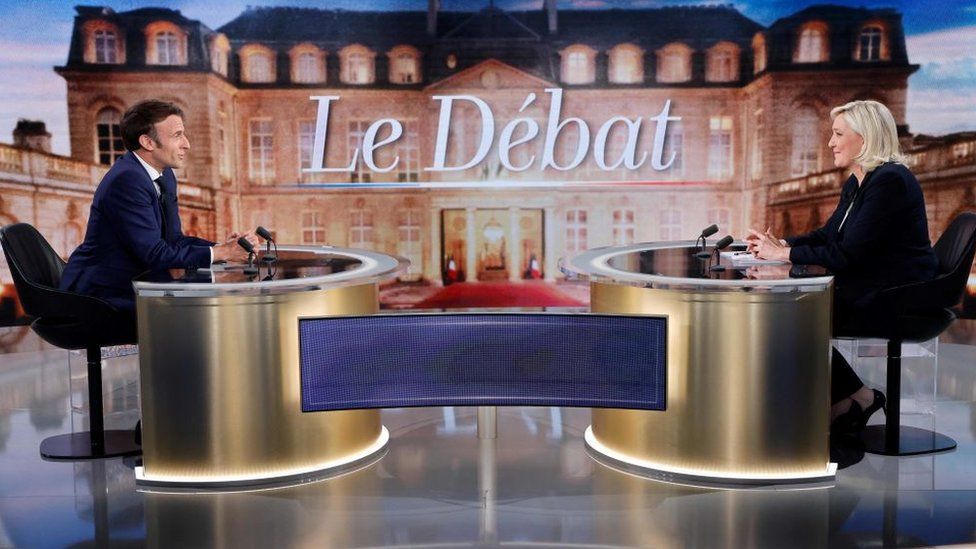 French election: Macron and Le Pen clash in TV presidential&nbsp;debate