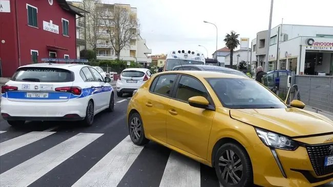 Accident in Fano, clash in via Pisacane: two&nbsp;injured