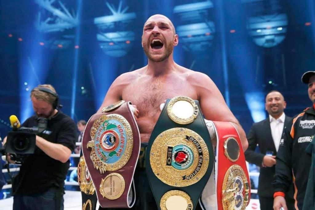 Tyson Fury will defeat Oleksandr Usyk