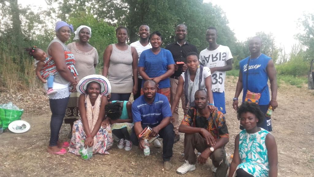 WHY DID JESUS CRIED IM FRONT OF LAZARUS&nbsp;TUMB?