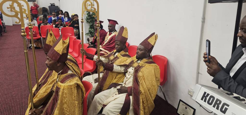 IF YOU SEE FIRE BURNING YOU HOUSE IN A DREAM WHAT IS THE SPIRITUAL&nbsp;MEANING?