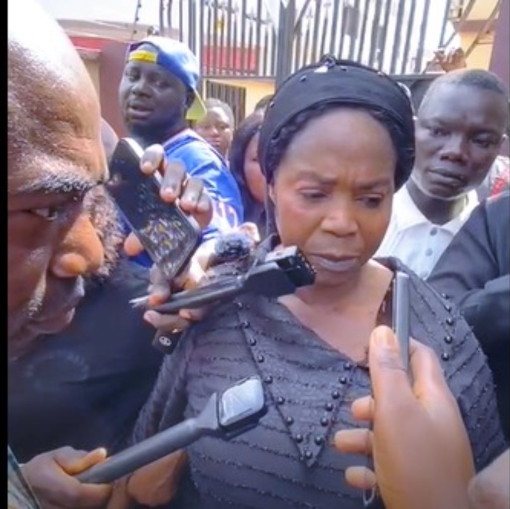 Manhyia postpones ‘Great Oath’ hearing involving Daddy Lumba’s&nbsp;sister